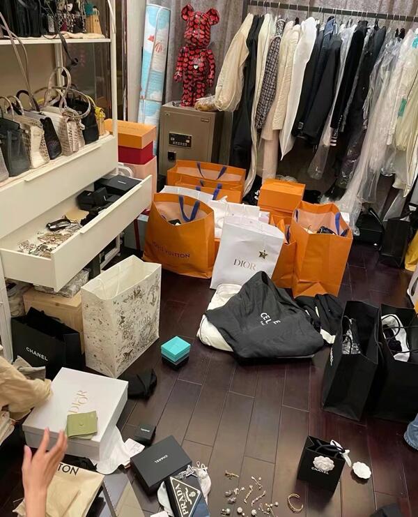 通化回收顶奢鞋服